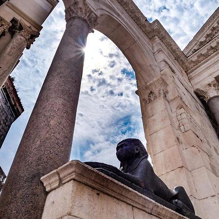 Bright&Modern 200m from DIOCLETIAN'S PALACE Split Exterior foto